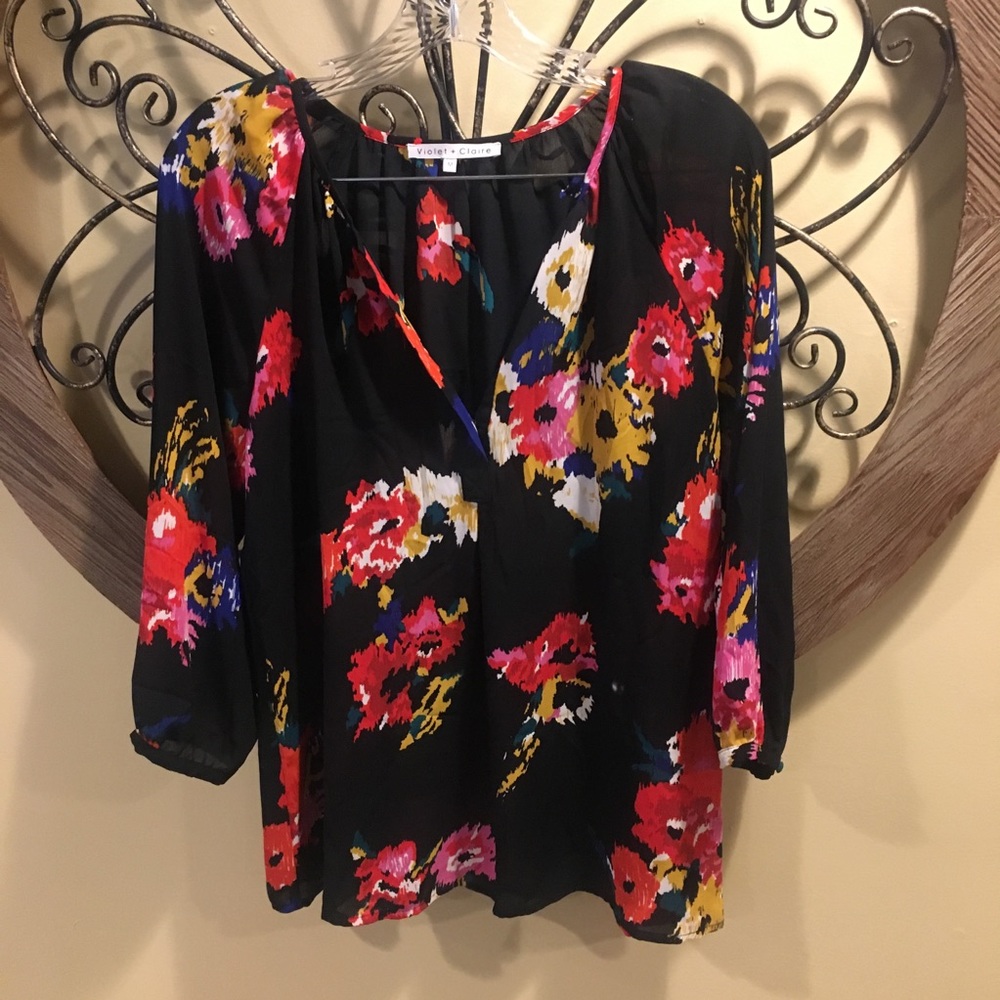 Violet + Claire Floral Blouse